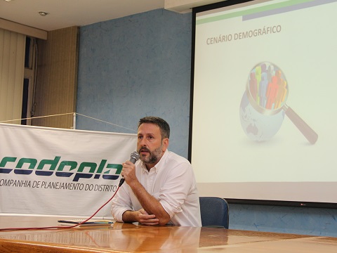 Lucio Rennó, presidente da Codeplan comenta sobre as projeções e cenários de várias áreas até 2025