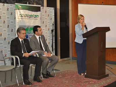 EmpregoDFA120131
